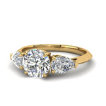 Load image into Gallery viewer, Bague Rosa diamant naturel rond et diamants naturels poires 2.50 carats or jaune