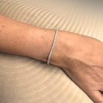 Charger l'image dans la visionneuse de la galerie, Bracelet diamants naturels ronds 9.38 carats or blanc Ely