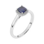 Solitaire saphir coussin et diamants naturels ronds 0.76 carat or blanc 14 carats Mirabella