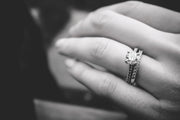 Comment bien choisir sa bague de fiançailles diamant, son solitaire diamant ou son bijou de mariage