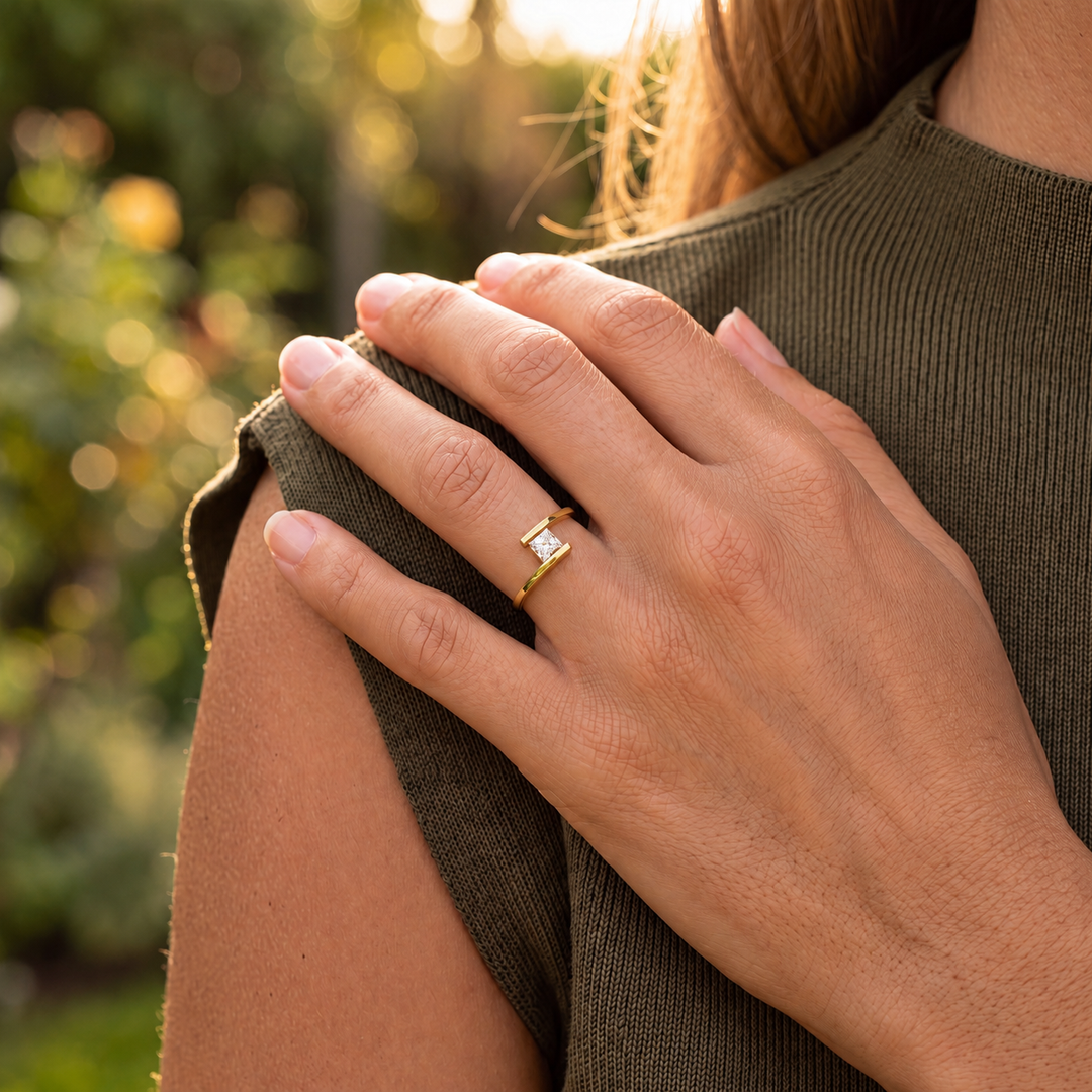 solitaire diamant naturel princesse 0.80 carat or jaune Francesca