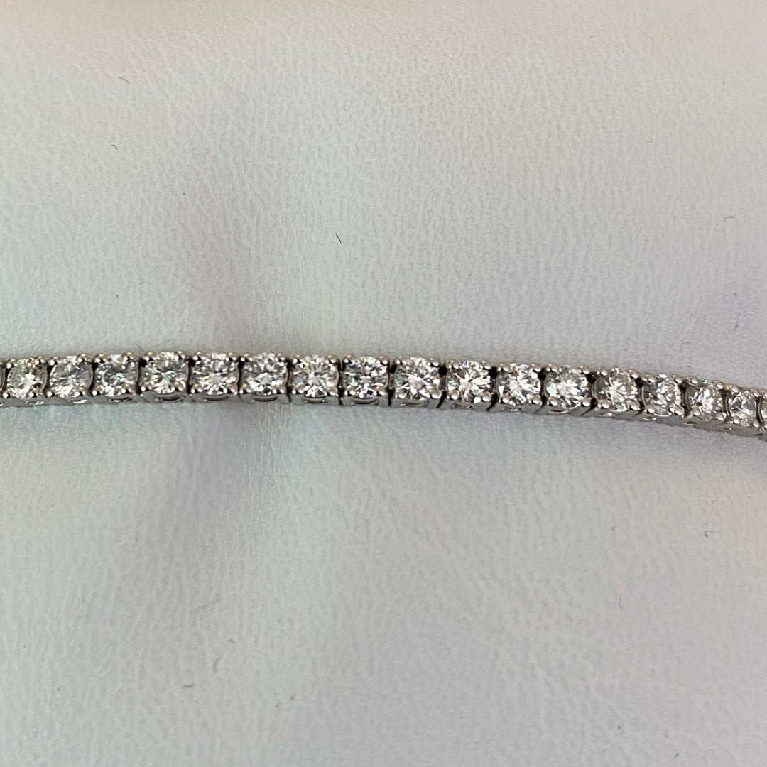 Bracelet Rivière diamants 4.00 Ct- 4 Griffes 