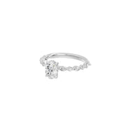 Solitaire diamant synthétique ovale 1.00 Ct épaulé de diamants marquises et ronds or blanc 14 carats Roma