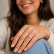Solitaire épaulé diamant synthétique rond 0.25 carat Loretta