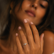 Bague diamant 0,50 Carat épaulé vintage Melina en diamants de synthèse.