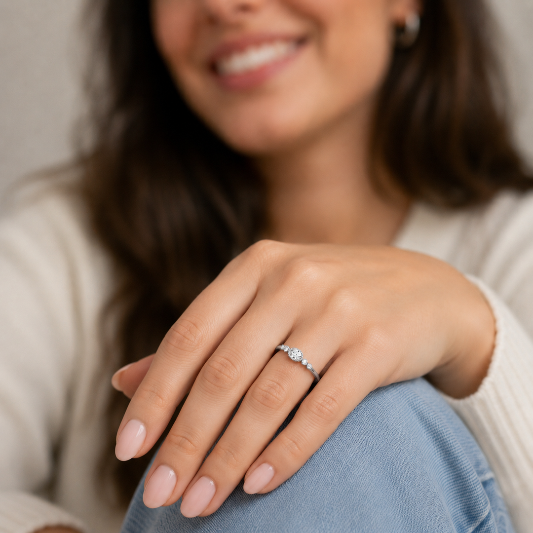 Solitaire épaulé diamant ovale 0,25 Ct synthétique Lina or BLANC