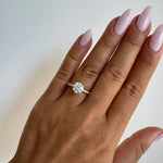 Load image into Gallery viewer, Bague solitaire 1.70 carat or blanc 14 carats diamant rond Clotilda