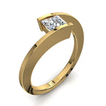 Charger l&#39;image dans la visionneuse de la galerie, Bague diamant princesse 0.80 carat or jaune Francesca
