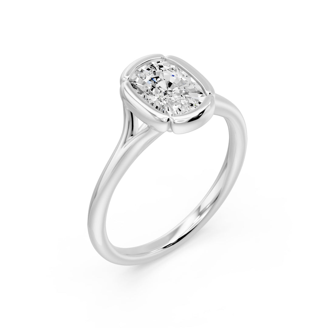 Bague solitaire 1.50 carat or blanc 14 carats diamant synthétique coussin Georgia