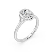 Bague solitaire 1.50 carat or blanc 14 carats diamant synthétique coussin Georgia