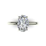 Load image into Gallery viewer, Bague de fiançailles 2.10 carats or blanc diamant ovale et diamants ronds Romy
