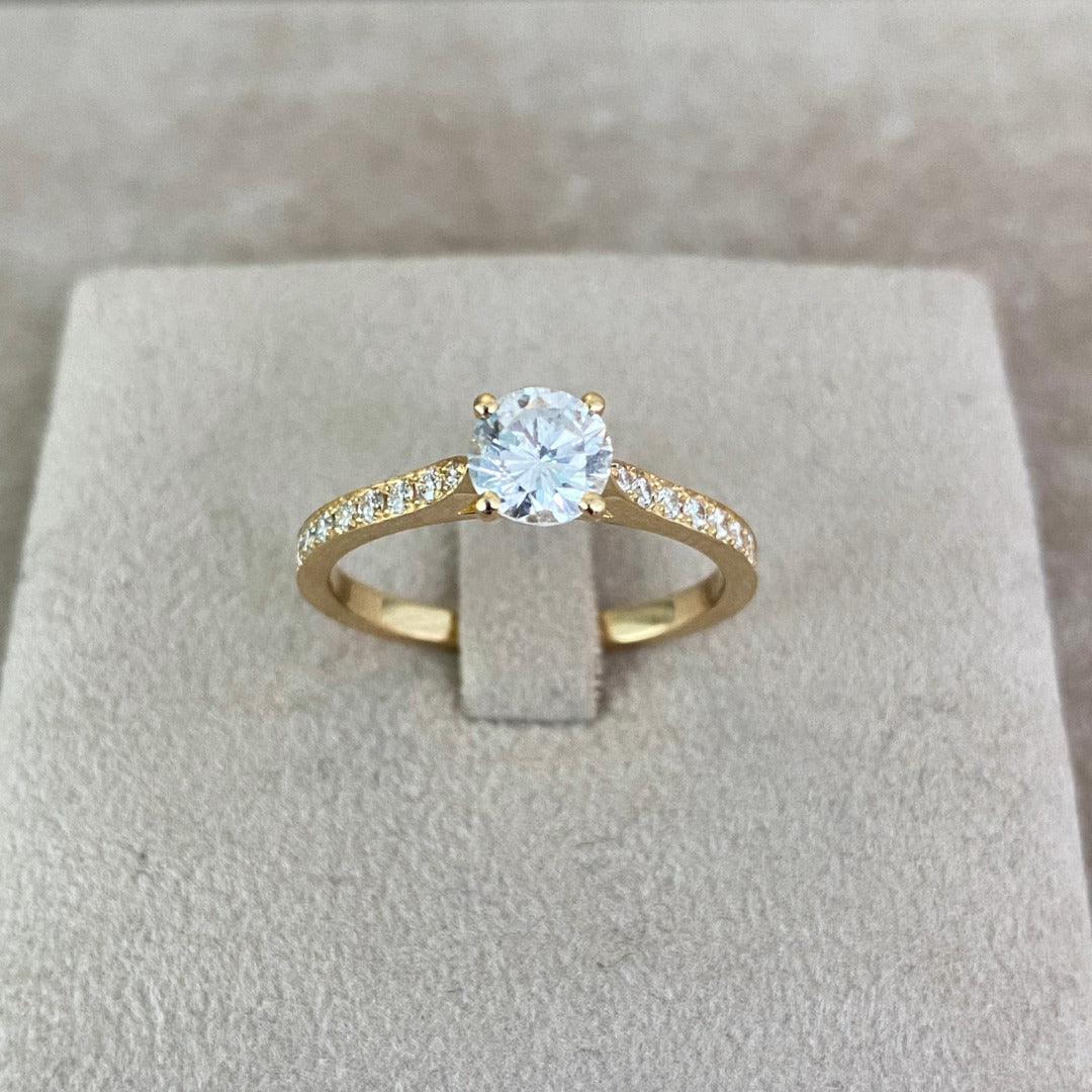 Solitaire épaulé Diamant 0.60 CARAT Or jaune Julia