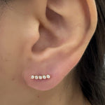 Load image into Gallery viewer, Boucles d&#39;oreilles diamants naturels ronds 0.05 carat or blanc Paola

