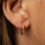 Load image into Gallery viewer, Boucles d&#39;oreilles diamants naturels ronds 0.20 carat or blanc Isabella
