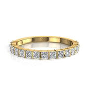 Demi-alliance 17 diamants synthétiques princesses 0.60 carat or jaune Lucia