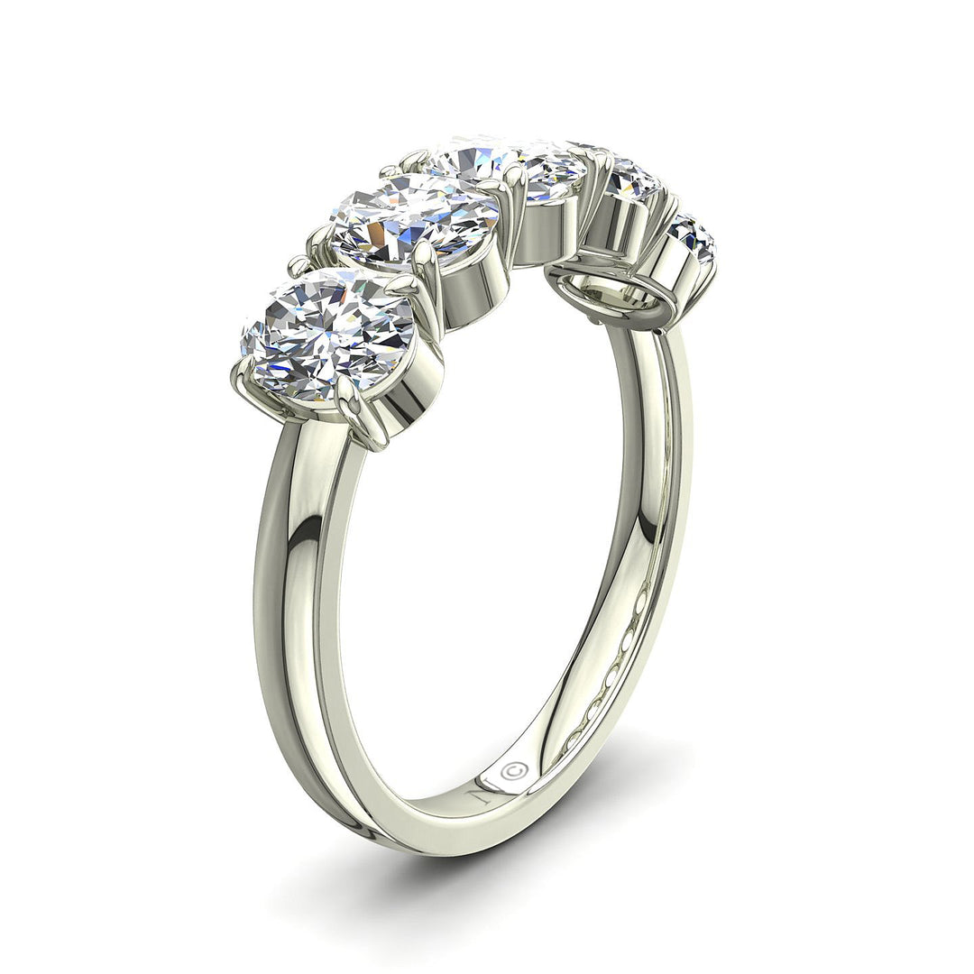 Demi-alliance 5 diamants synthétiques ovales 1.50 carat or blanc Sarah