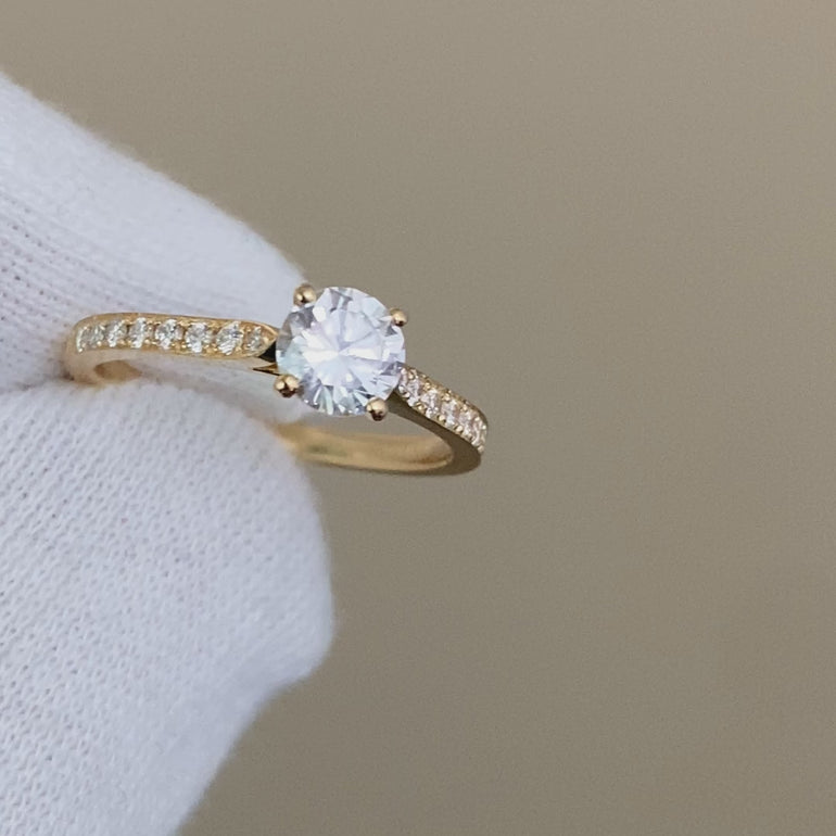 SOLITAIRE DIAMANT épaulé 1.00 CARAT Or Jaune Julia