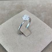 Solitaire diamant naturel rond 0.60 carat or blanc Ely